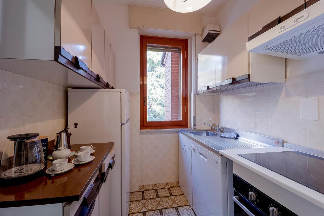 Portosole Attic - With Terrace And Private Parking Apartment Sanremo Exterior photo