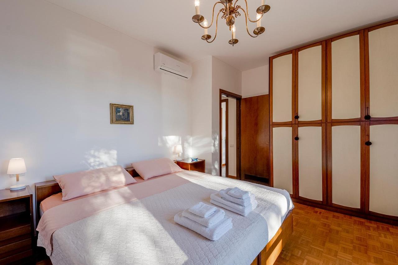 Portosole Attic - With Terrace And Private Parking Apartment Sanremo Exterior photo