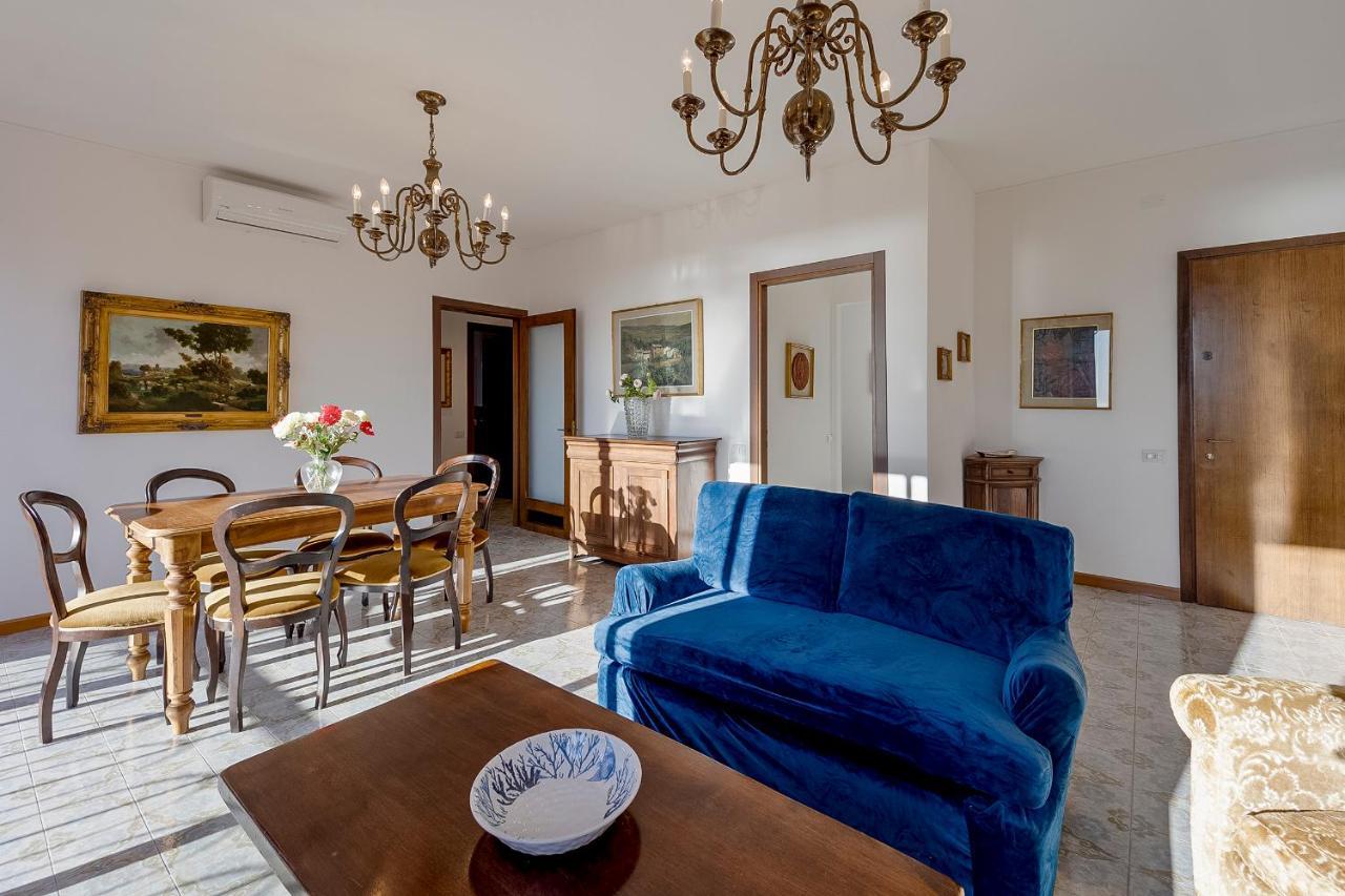 Portosole Attic - With Terrace And Private Parking Apartment Sanremo Exterior photo