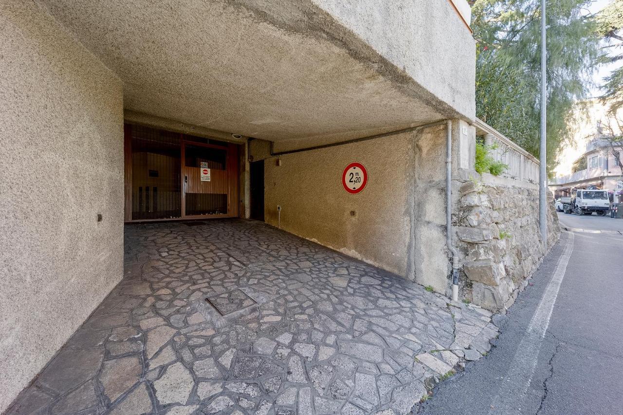Portosole Attic - With Terrace And Private Parking Apartment Sanremo Exterior photo