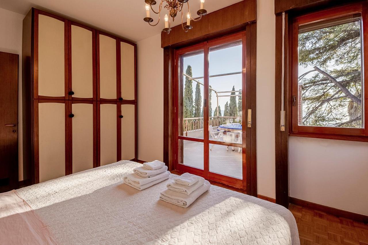 Portosole Attic - With Terrace And Private Parking Apartment Sanremo Exterior photo